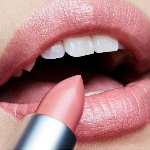 💄HP!💄MAC Frost Lipstick Angel - Picture 4 of 11